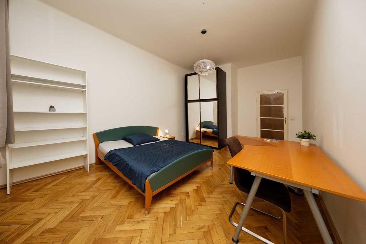 Apartments Vorsilska Praga Esterno foto