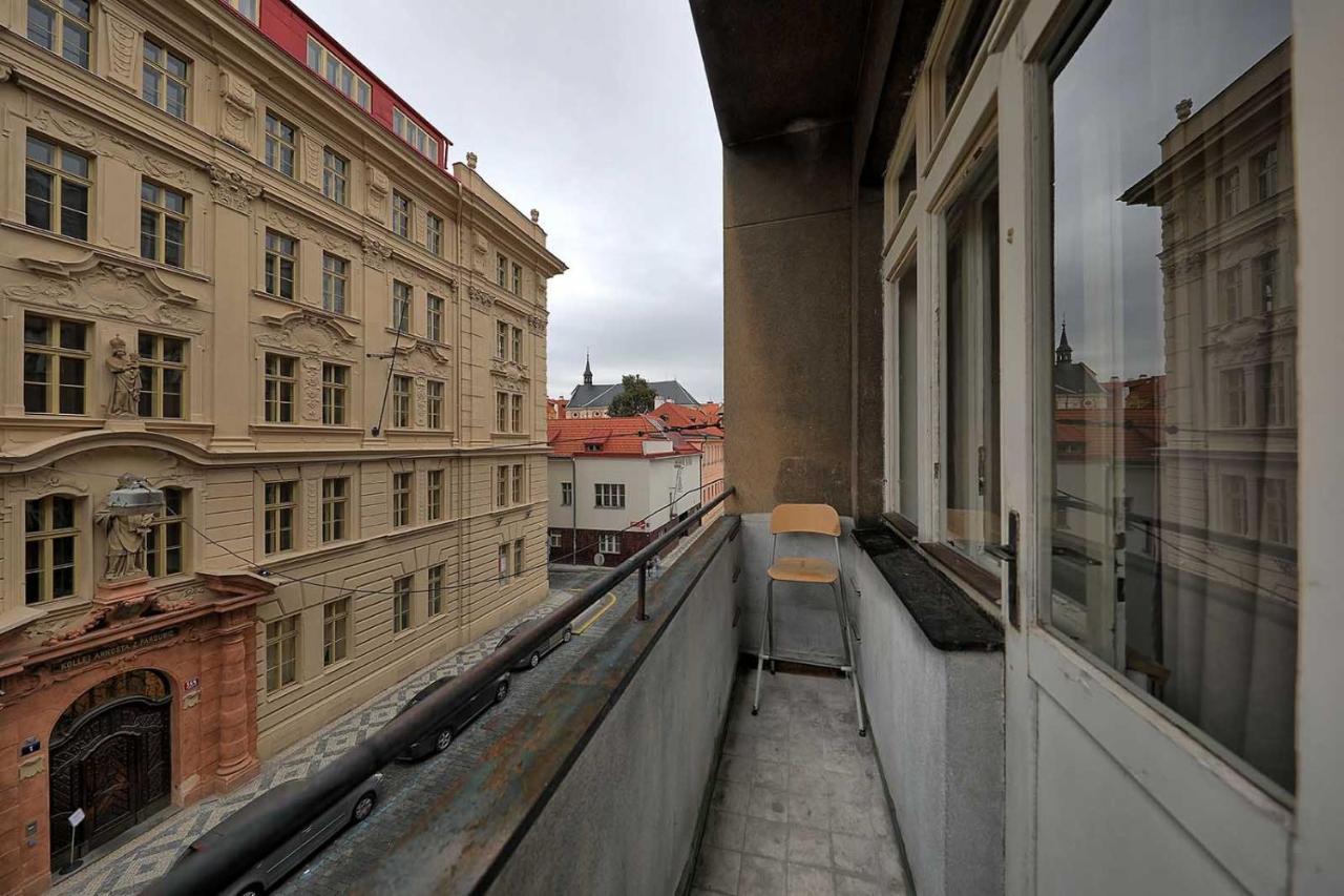 Apartments Vorsilska Praga Esterno foto