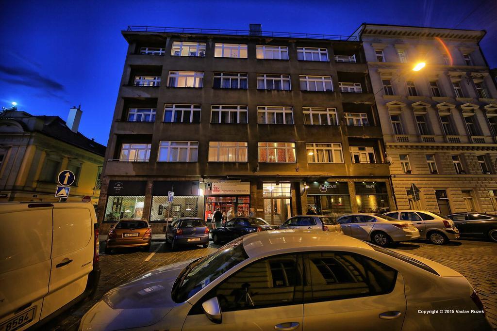 Apartments Vorsilska Praga Esterno foto